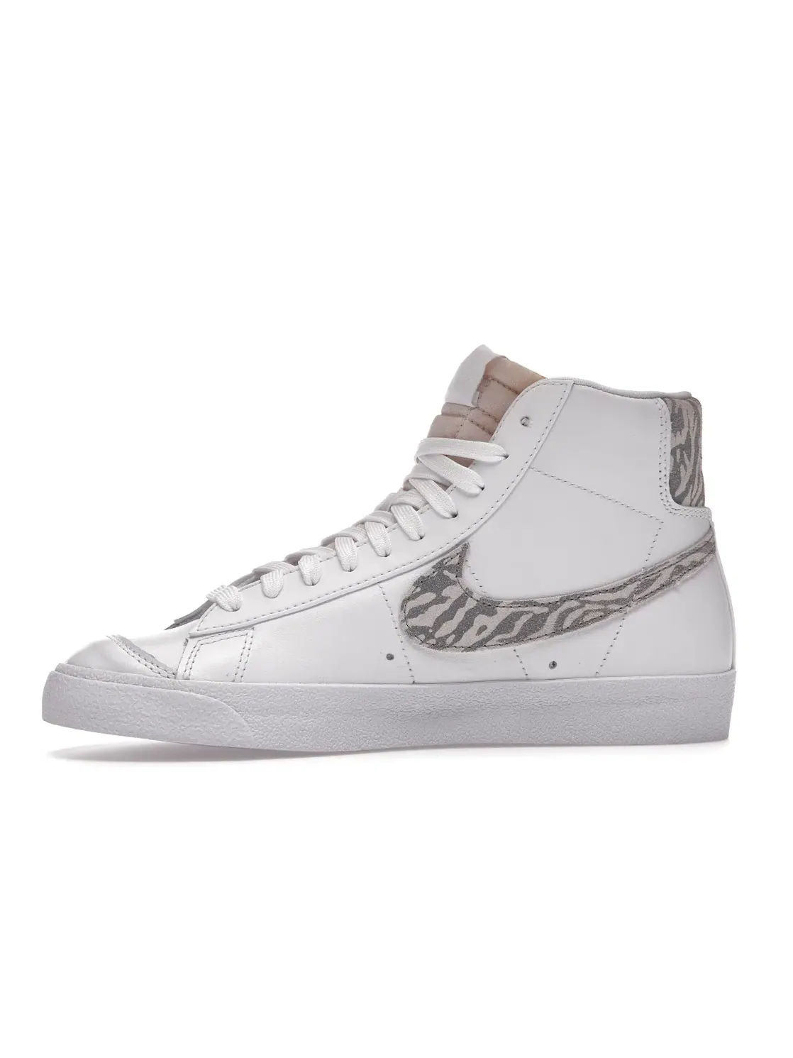 Женские кроссовки с принтом Nike Blazer Mid 77 — изображение 3 из 4, белый/черный-серый