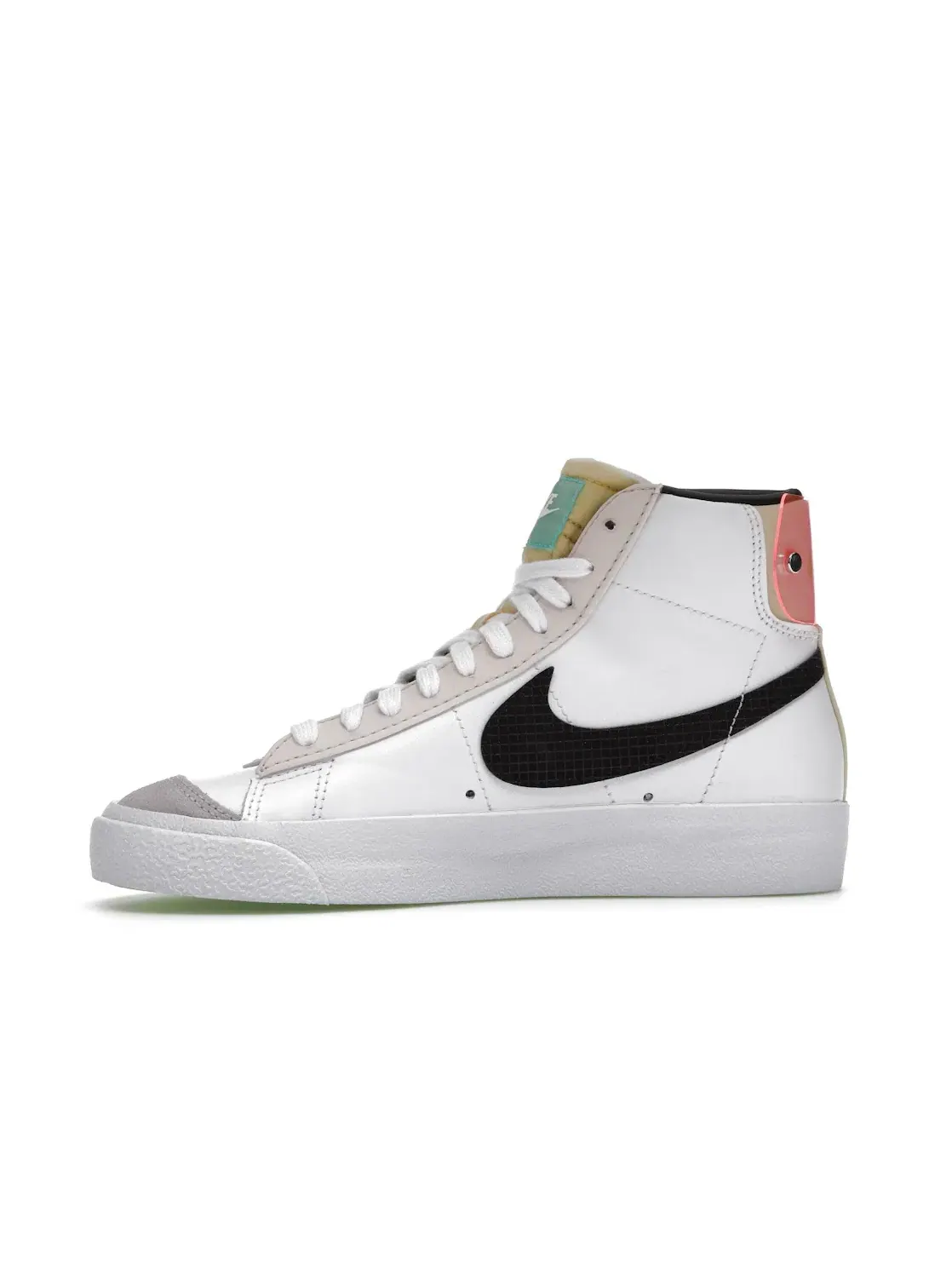 Женские кроссовки с принтом Have a Good Game Nike Blazer Mid — изображение 3 из 4, белый/черный-мульти