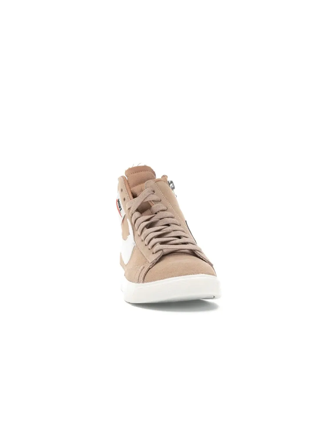 Женские кроссовки Lifestyle с асимметричной шнуровкой Nike Blazer Mid Rebel — изображение 2 из 4, бежевый/белый-черный