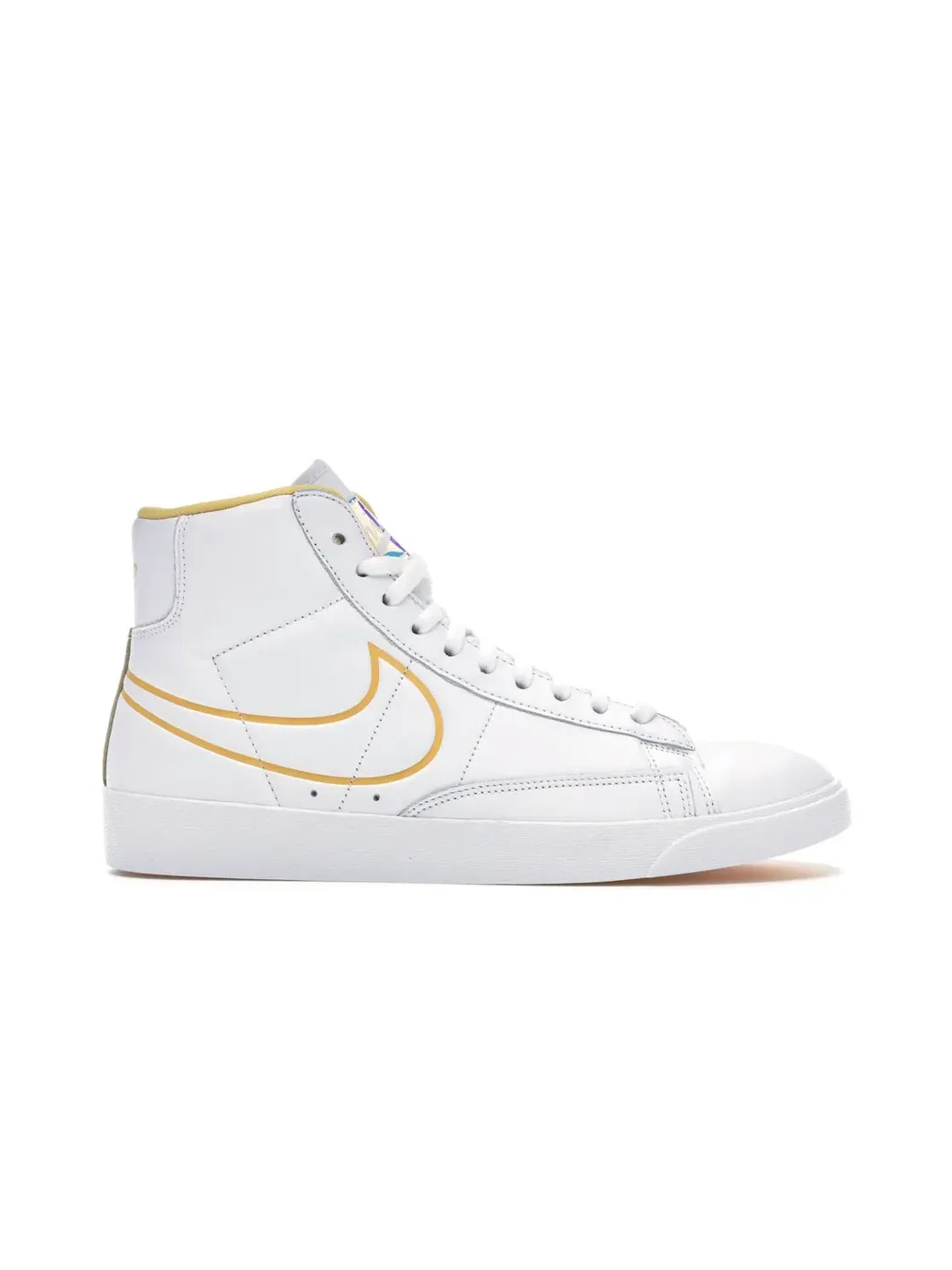 Женские кроссовки для повседневной носки Nike Blazer Mid Nike — изображение 1 из 4