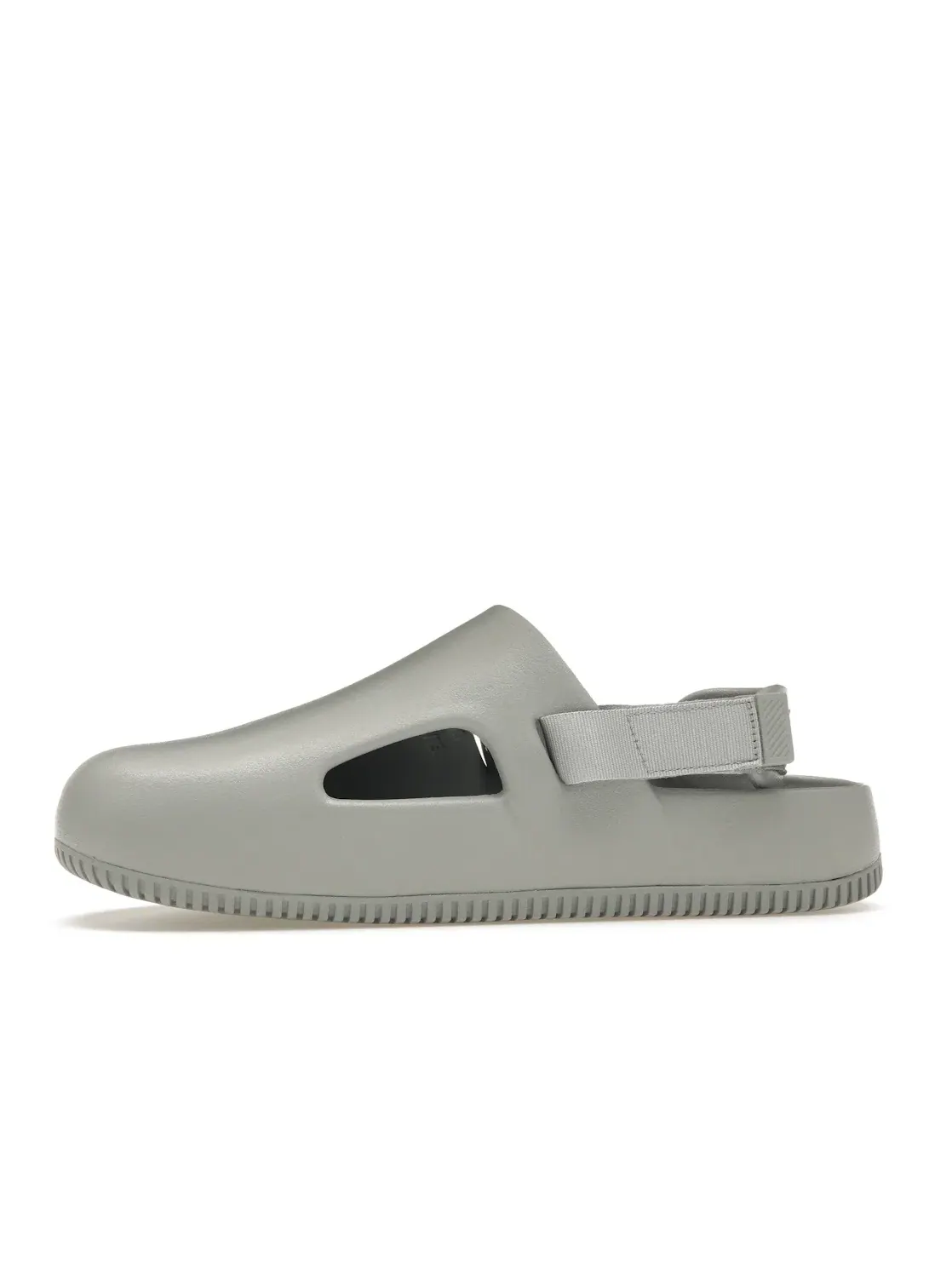 Мужские шлепанцы модели Nike Calm Mule Nike — изображение 3 из 4, светлый серый