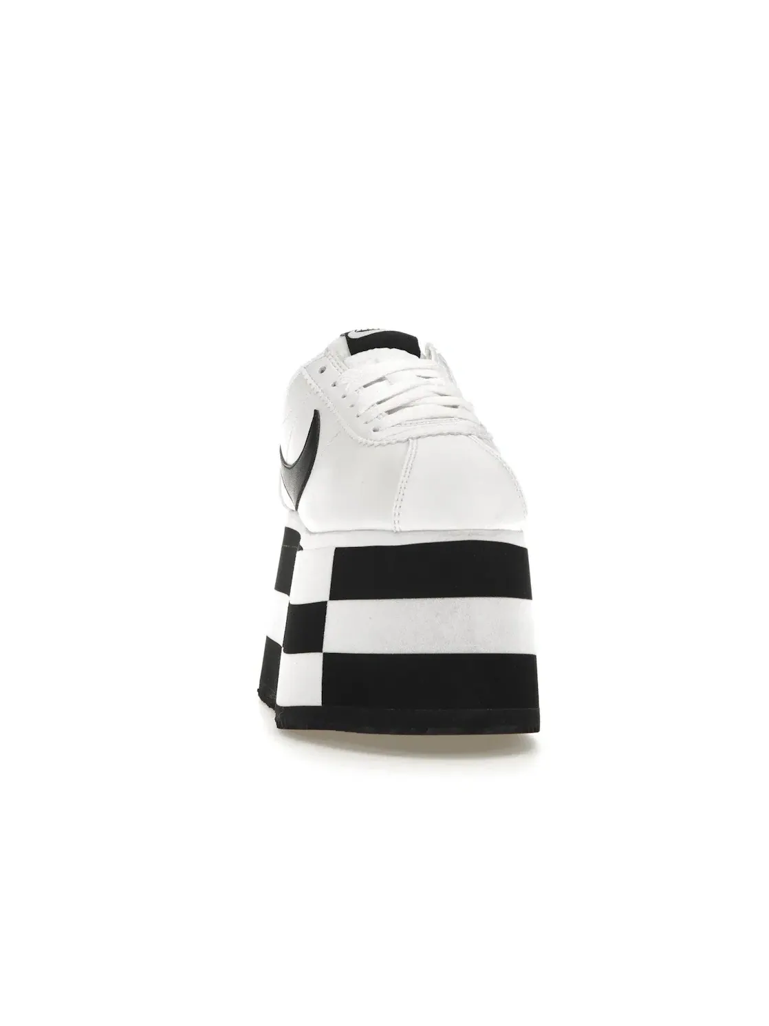 Женские кроссовки Lifestyle Nike Cortez Nike — изображение 2 из 4, белый/черный