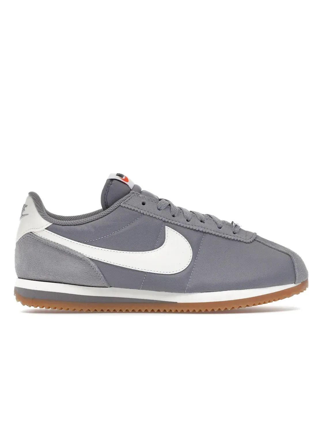 Женские кроссовки Lifestyle Nike Cortez Textile — изображение 1 из 4
