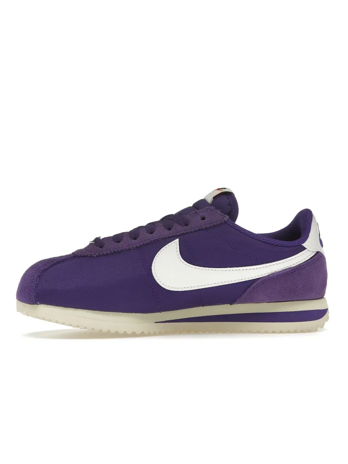 Женские кроссовки lifestyle Nike Cortez Textile — изображение 3 из 4
