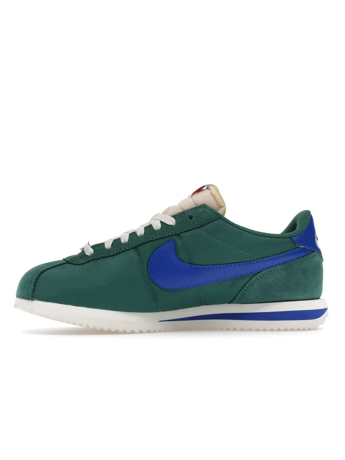 Женские кроссовки Lifestyle Nike Cortez TXT — изображение 3 из 4, белый/черный/оранжевый