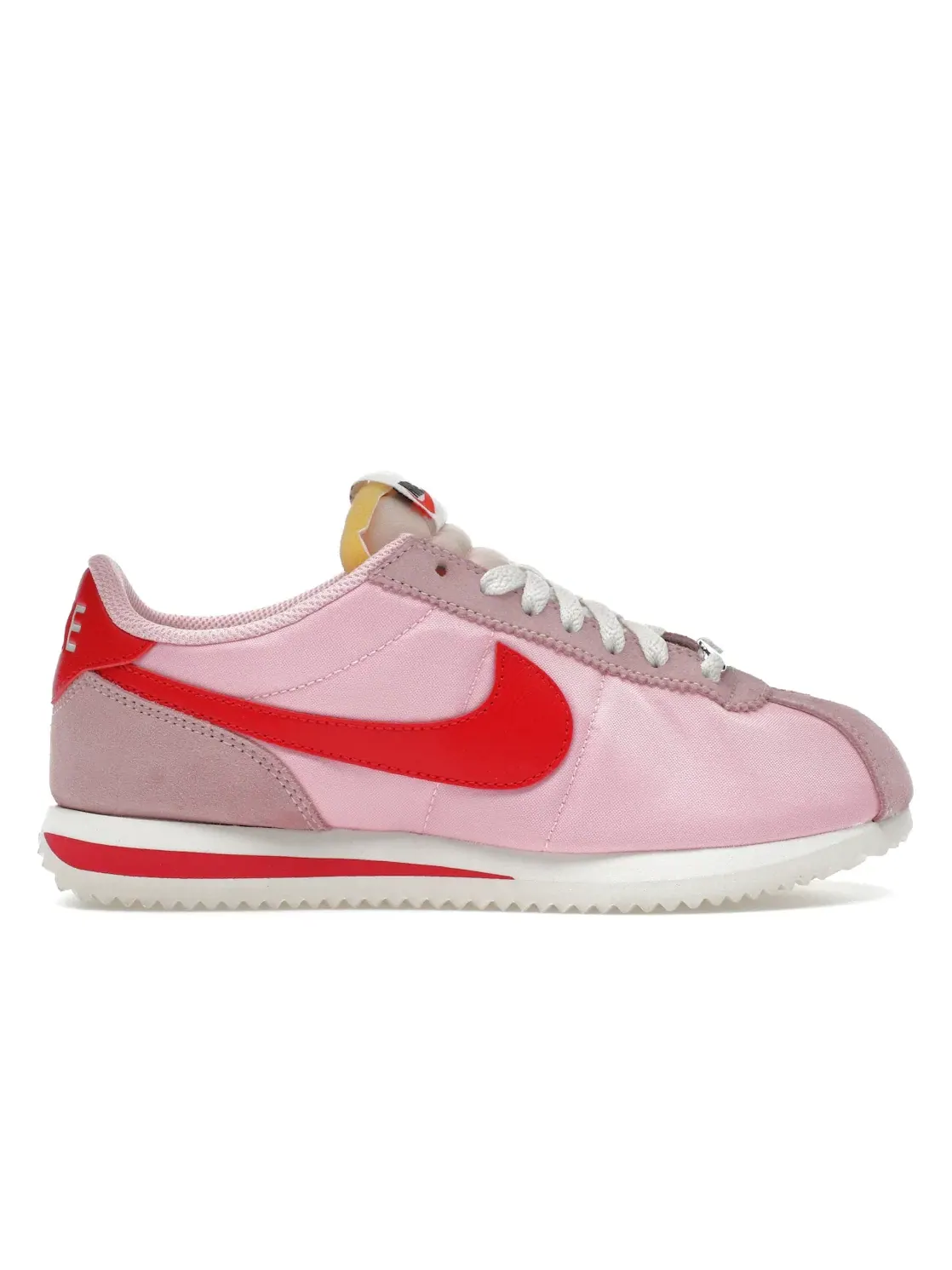 Женские кроссовки Lifestyle Nike Cortez TXT — изображение 1 из 3