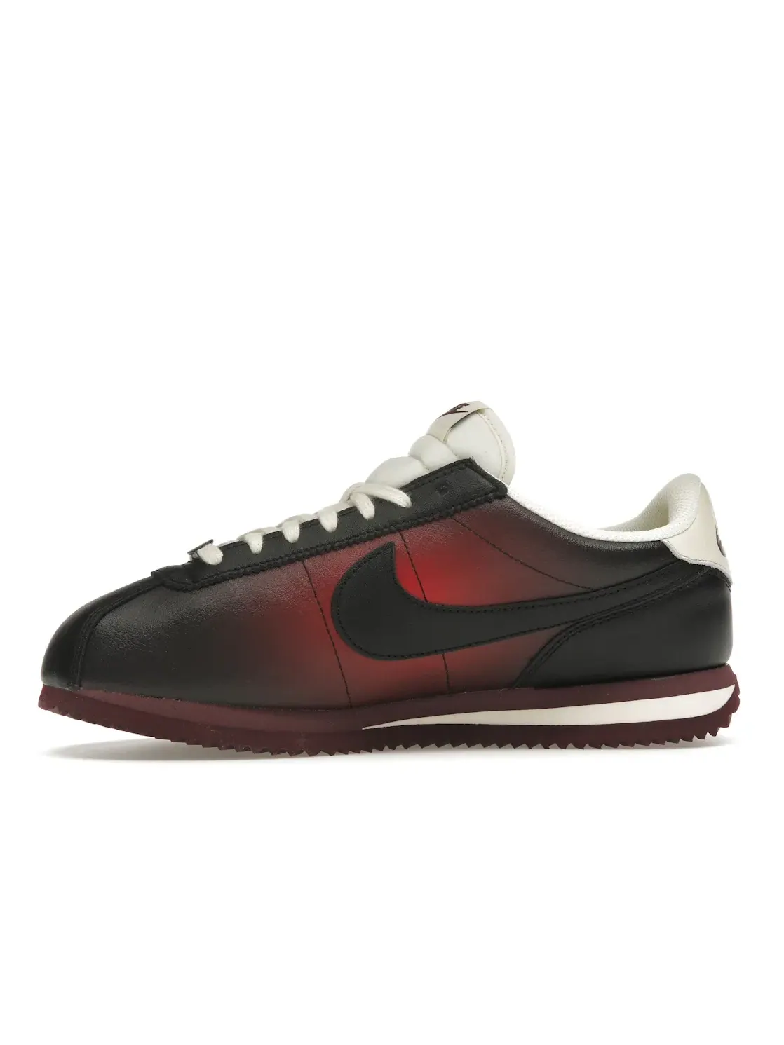 Женские кроссовки Lifestyle Nike Cortez — изображение 3 из 4, красный/красный/черный