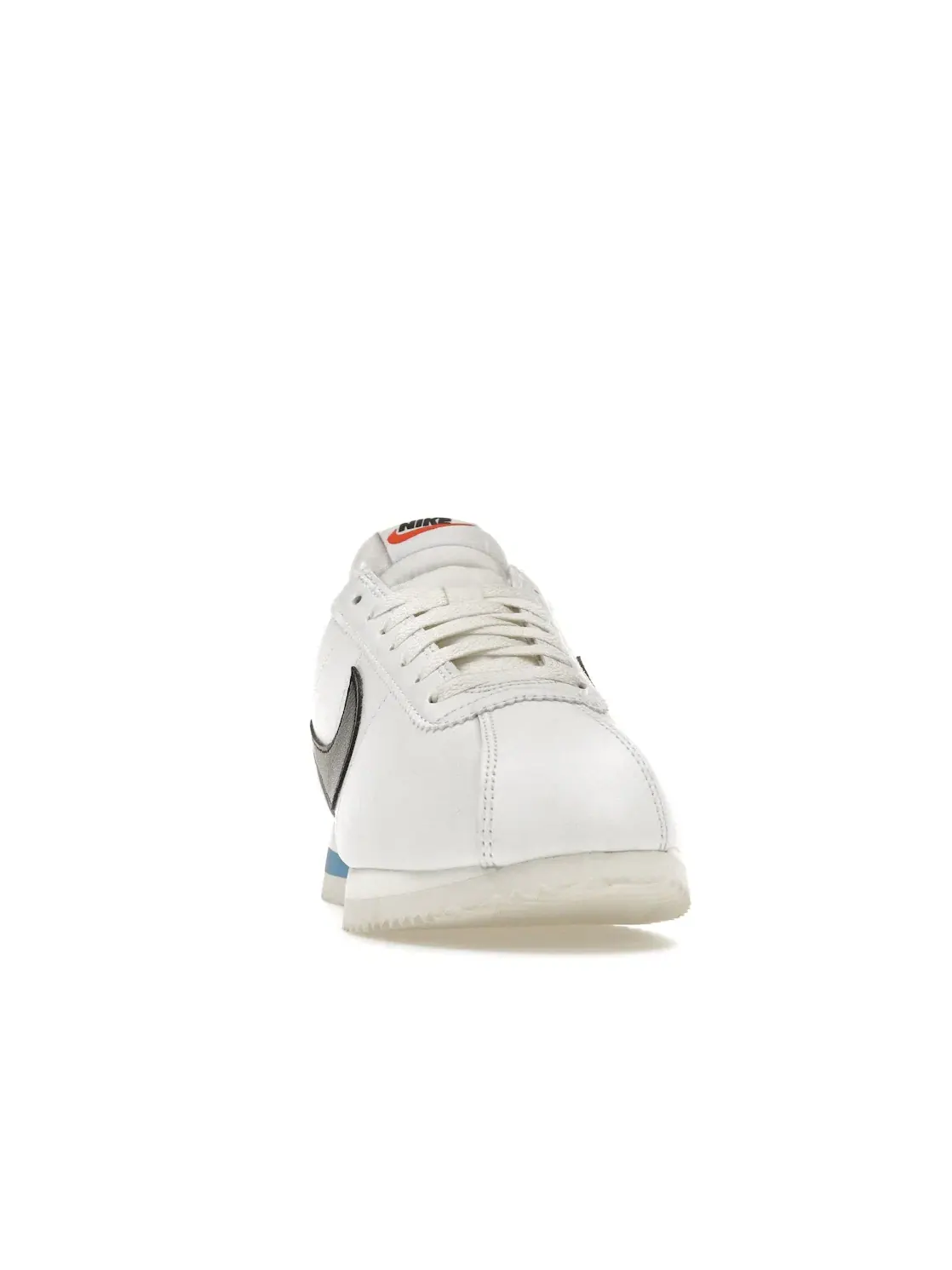 Женские кроссовки Lifestyle Nike Cortez — изображение 2 из 4