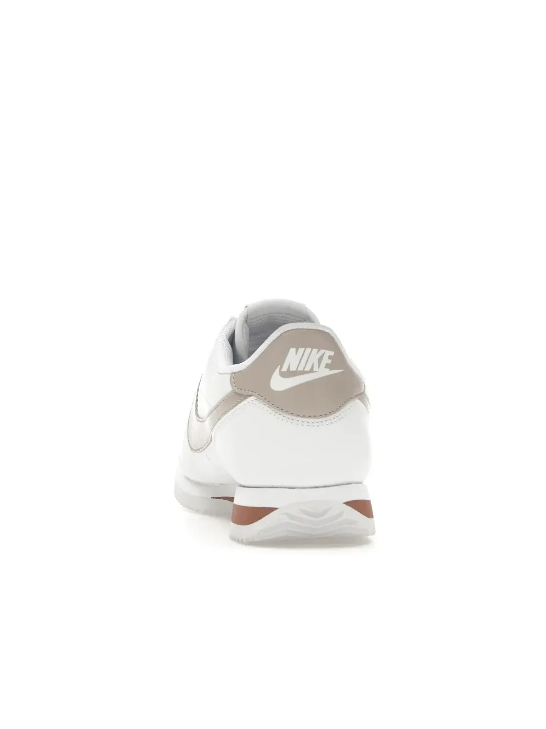 Женские кроссовки для повседневной носки Nike Cortez Nike — изображение 4 из 4