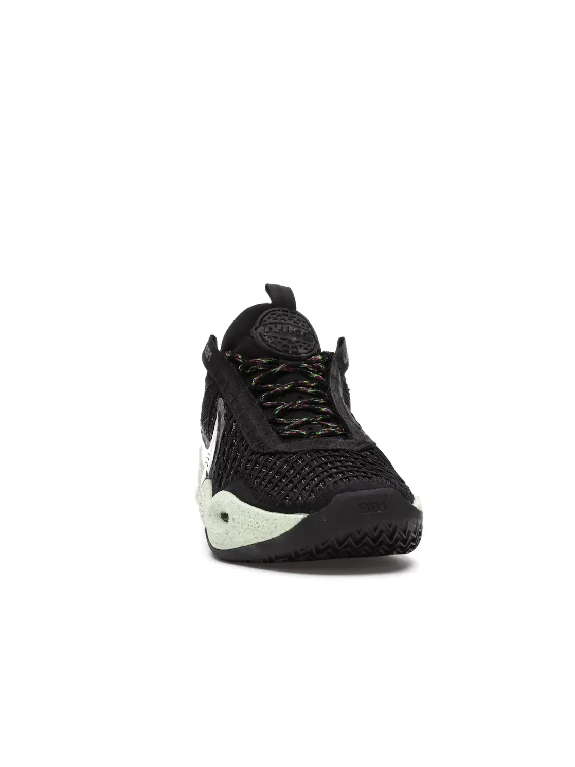 Мужские кроссовки для баскетбола из переработанных материалов Nike Cosmic Unity — изображение 2 из 4