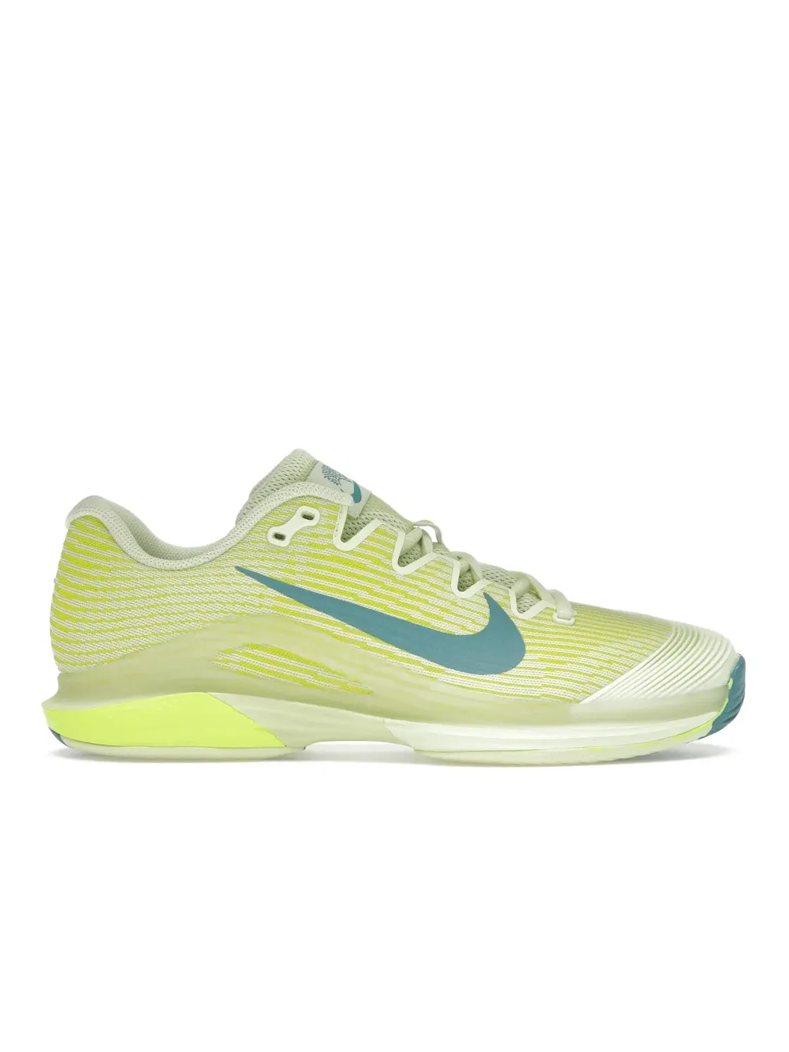 Женские кроссовки для тенниса с технологией Air Zoom Nike Court Vapor 12 HC Premium — изображение 1 из 4, зеленый//белый