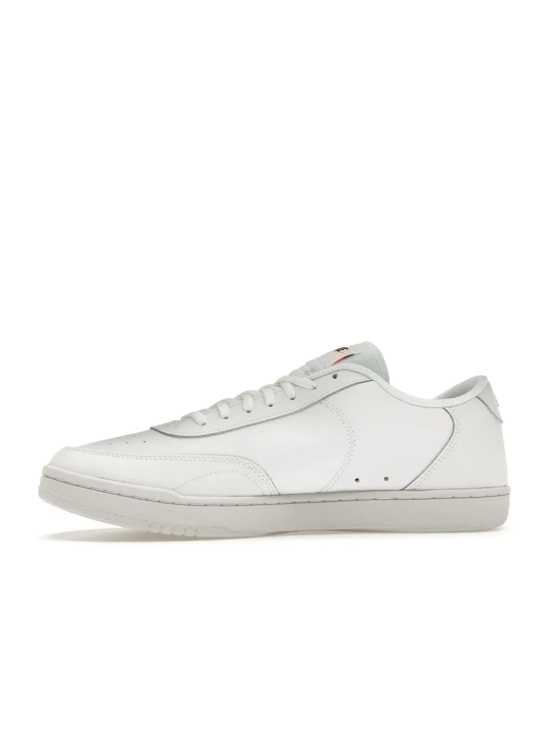 Мужские кроссовки Lifestyle Nike Court Vintage — изображение 3 из 4, белый/оранжевый/черный