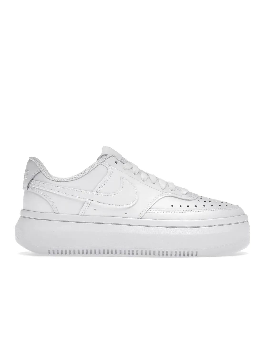 Женские кроссовки Lifestyle Nike Court Vision Alta Low — изображение 1 из 4, белый/белый/белый