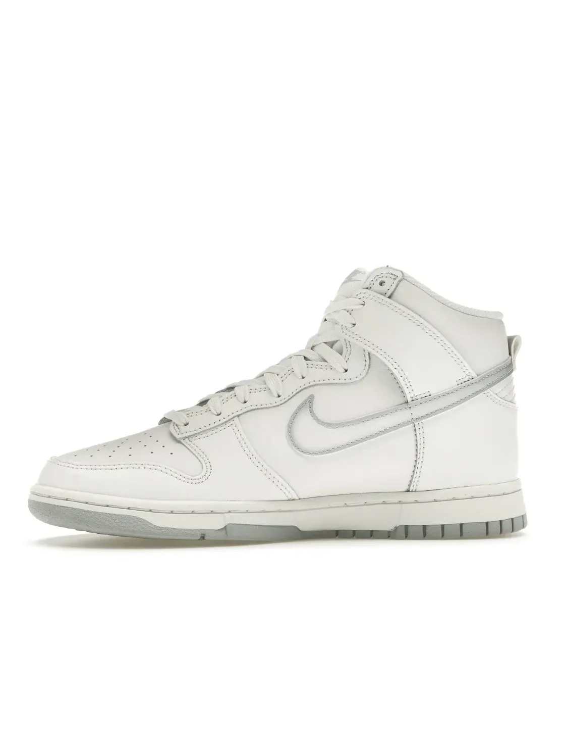 Мужские кроссовки Lifestyle Nike Dunk High — изображение 3 из 4, белый/серый//белый