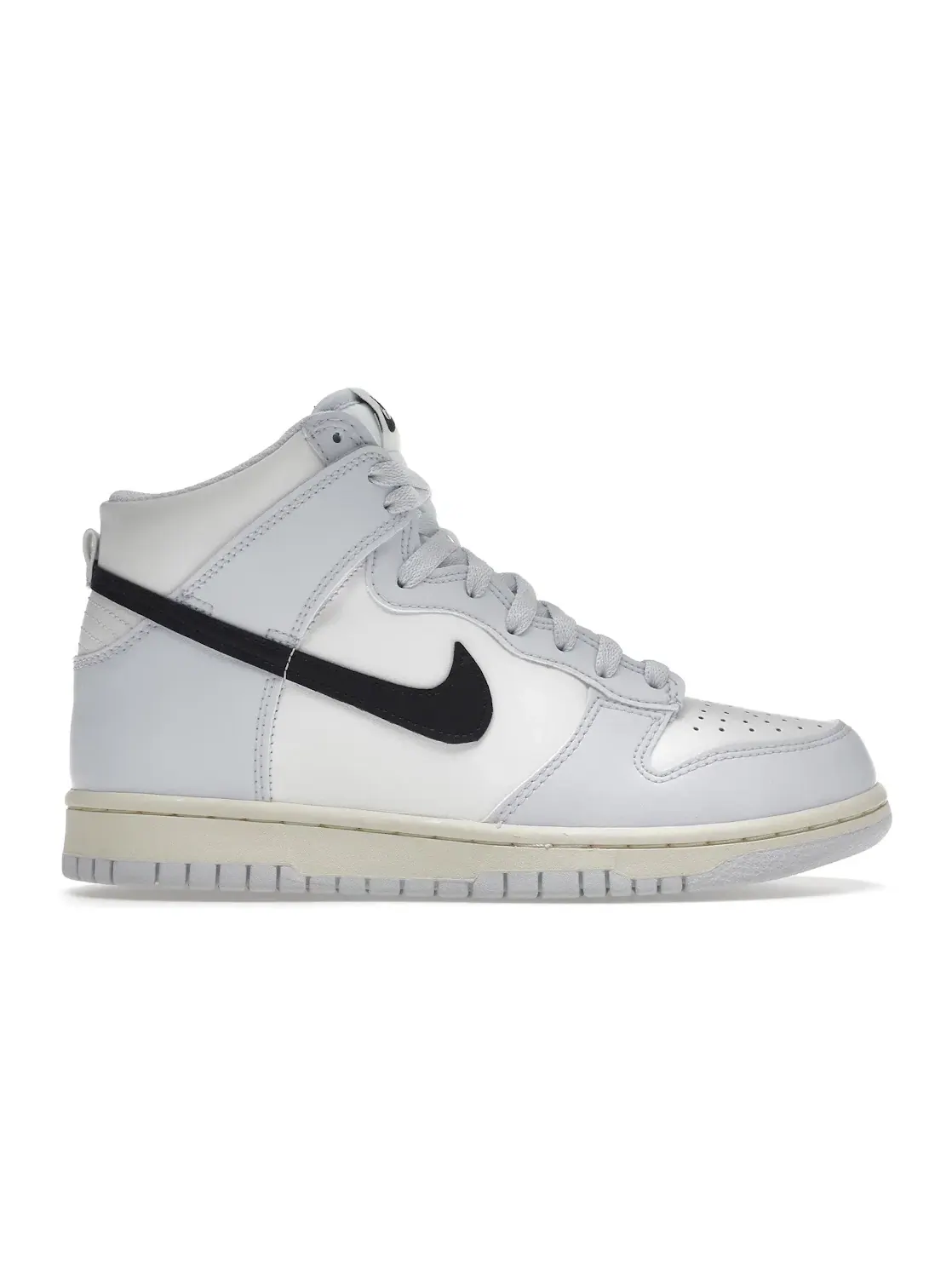 Детские кроссовки высокие с белой и серой расцветкой Nike Dunk High — изображение 1 из 4, белый/серый/черный