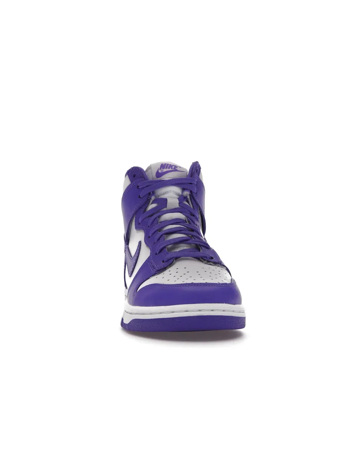 Женские кроссовки с высоким верхом Nike Dunk High — изображение 2 из 4, белый/фиолетовый