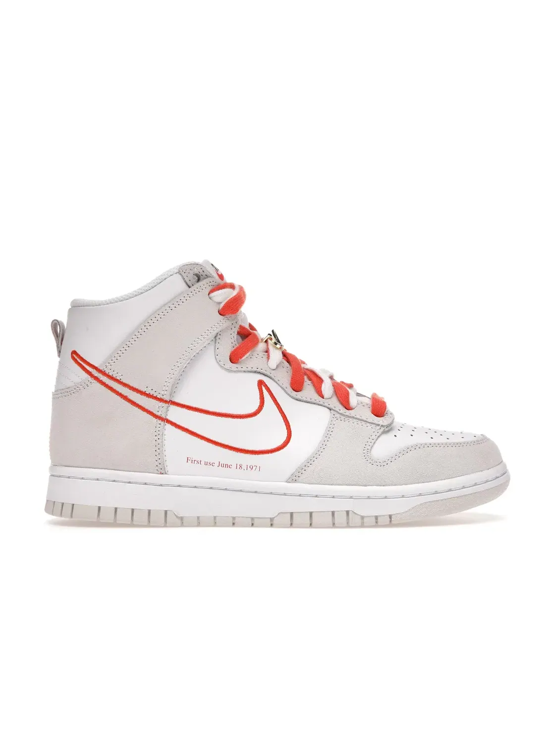 Женские кроссовки Lifestyle с модельным названием Nike Dunk High Nike — изображение 1 из 4, белый/-оранжевый