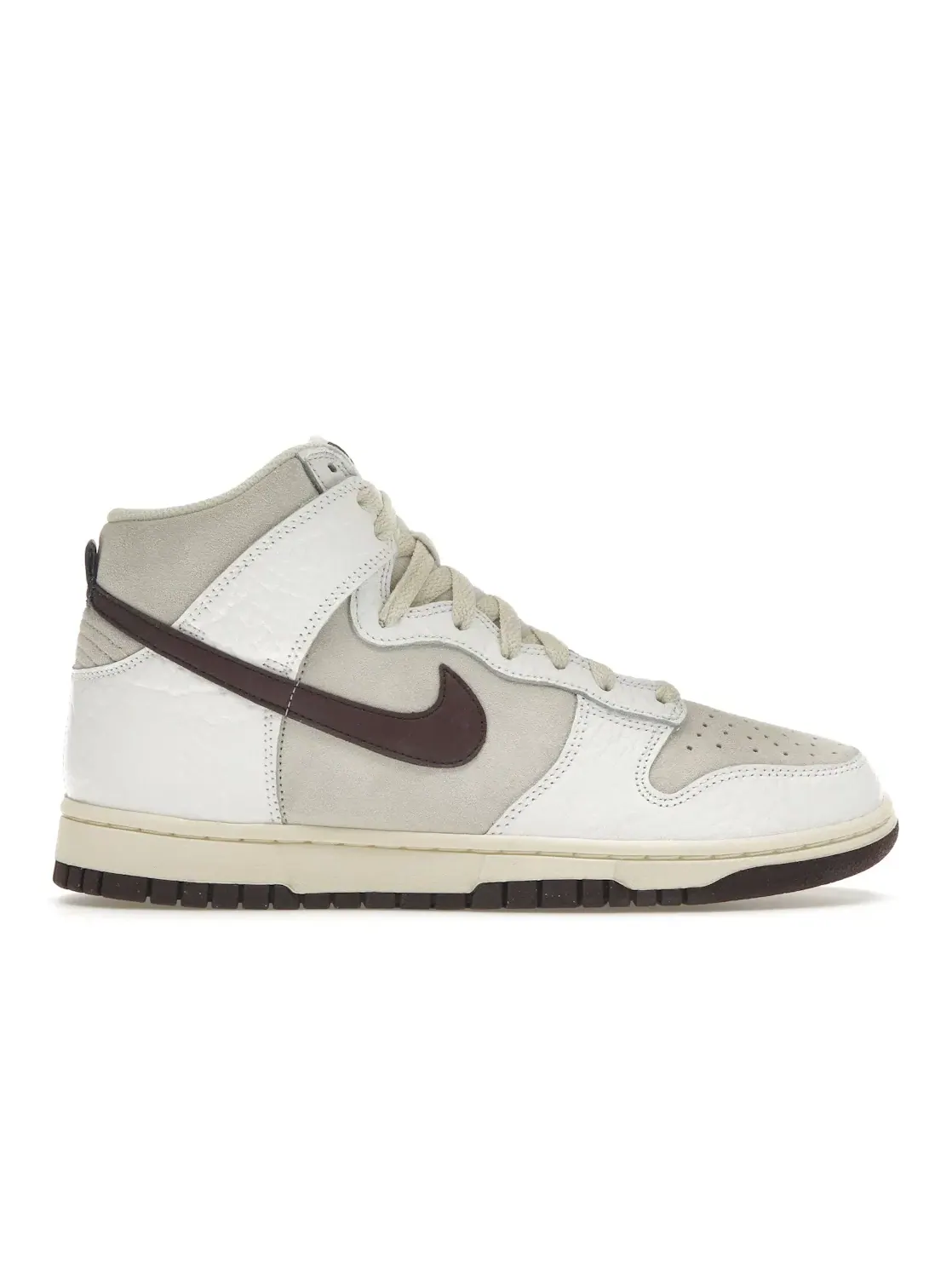 Женские кроссовки Lifestyle Nike Dunk High — изображение 1 из 4