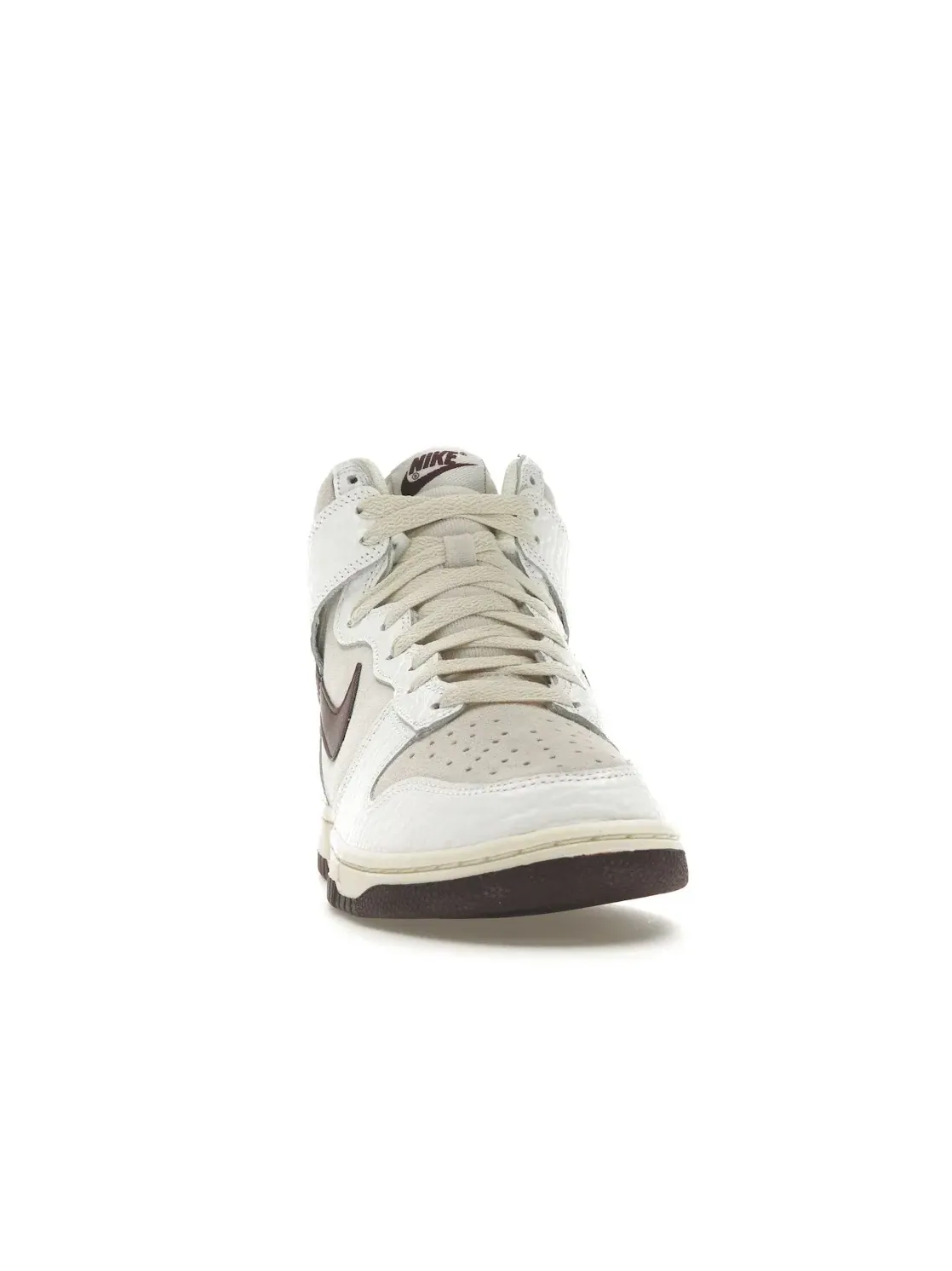 Женские кроссовки Lifestyle Nike Dunk High — изображение 2 из 4