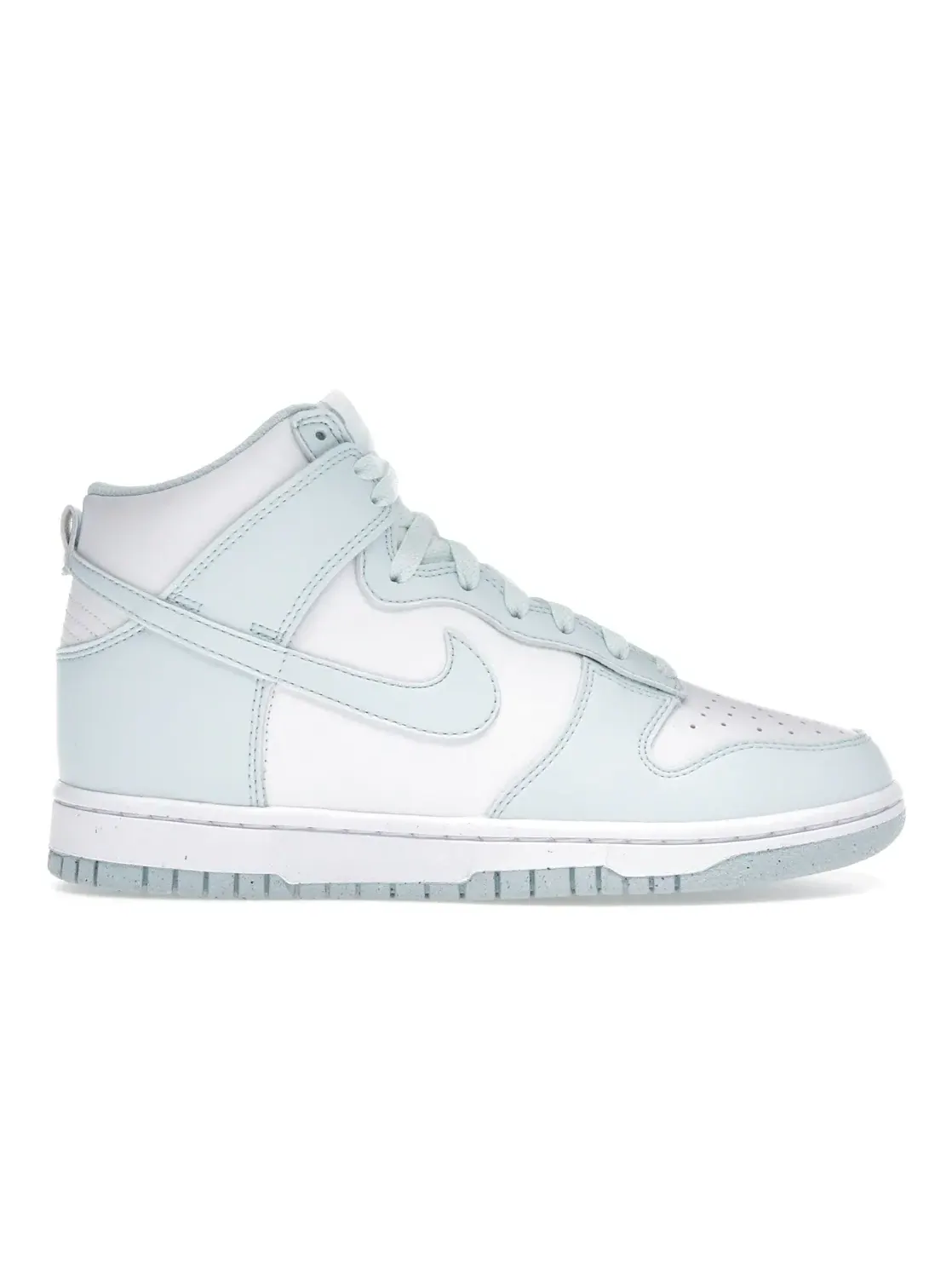 Женские кроссовки Lifestyle Nike Dunk High Next Nature Nike — изображение 1 из 4, белый/-белый