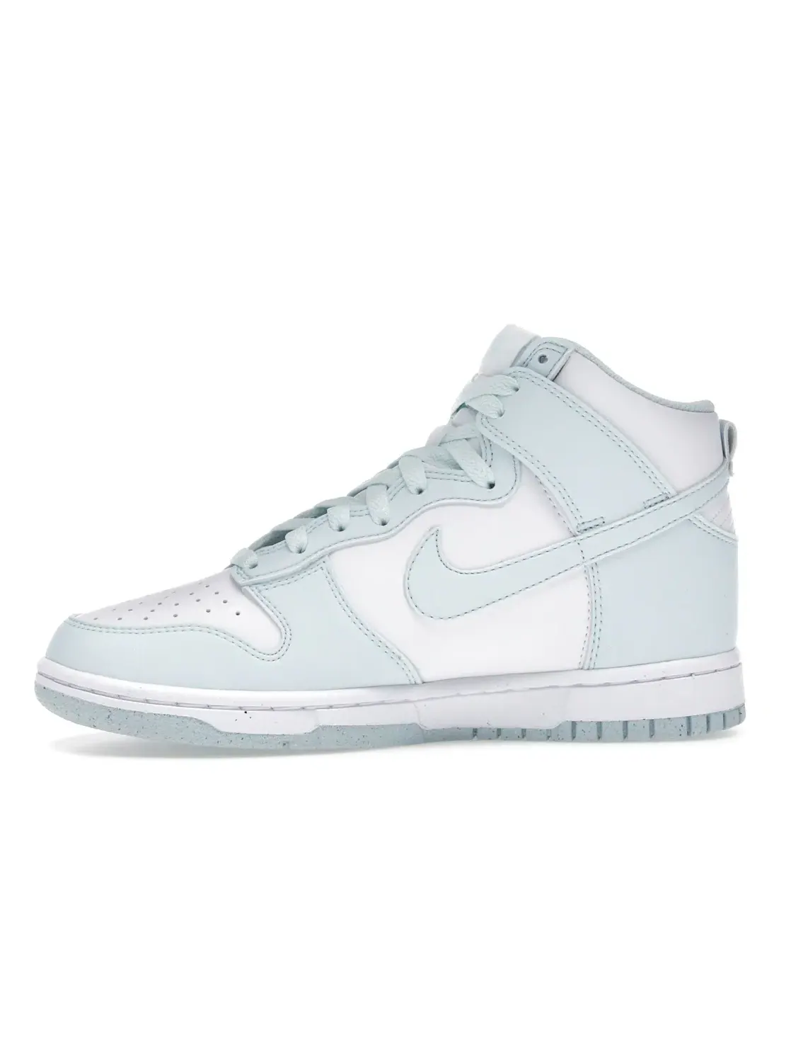Женские кроссовки Lifestyle Nike Dunk High Next Nature Nike — изображение 3 из 4, белый/-белый
