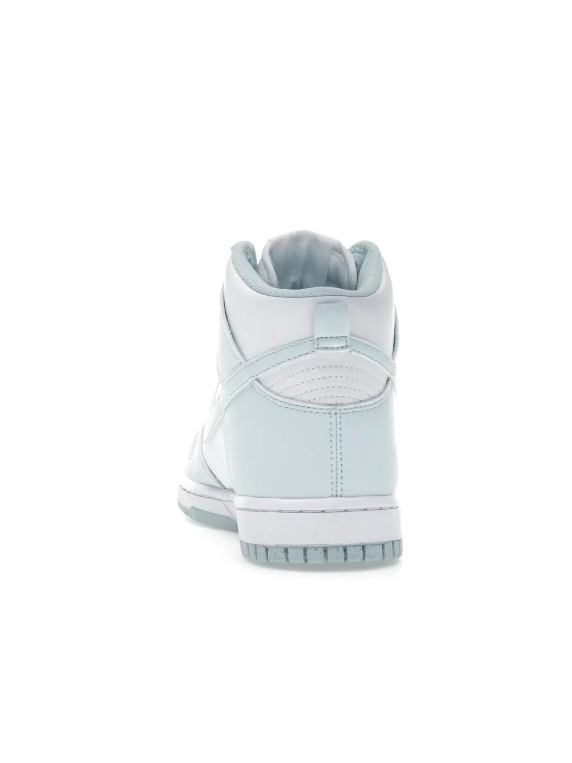 Женские кроссовки Lifestyle Nike Dunk High Next Nature Nike — изображение 4 из 4, белый/-белый