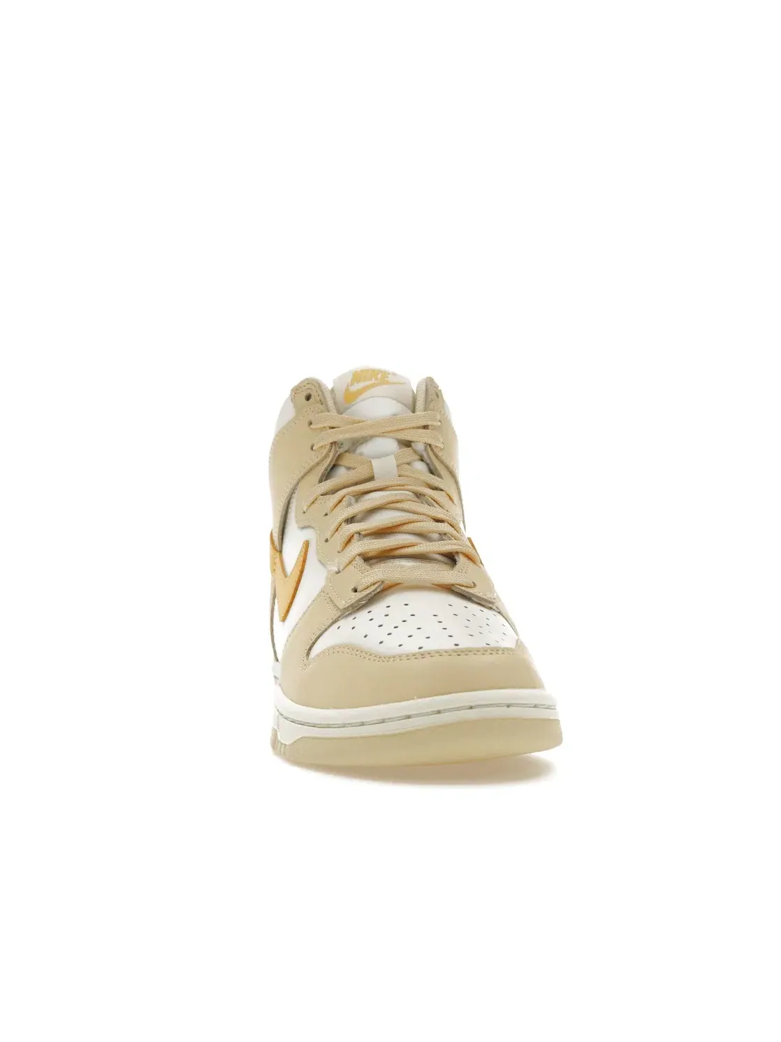 Женские кроссовки с высоким верхом Nike Dunk High — изображение 2 из 4, бледный//золотистый