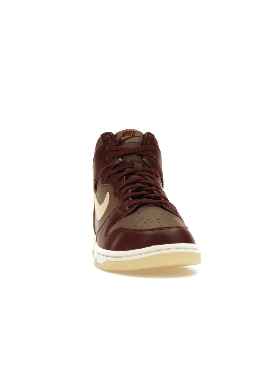 Женские кроссовки Lifestyle Nike Dunk High — изображение 2 из 4, бежевый