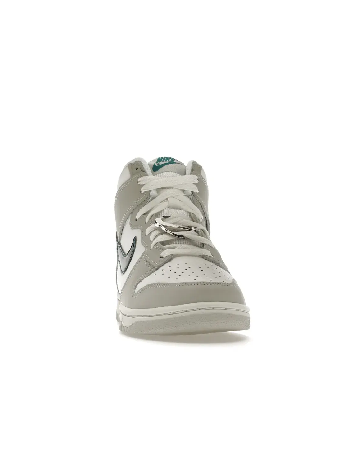 Женские кроссовки Lifestyle Nike Dunk High — изображение 2 из 4
