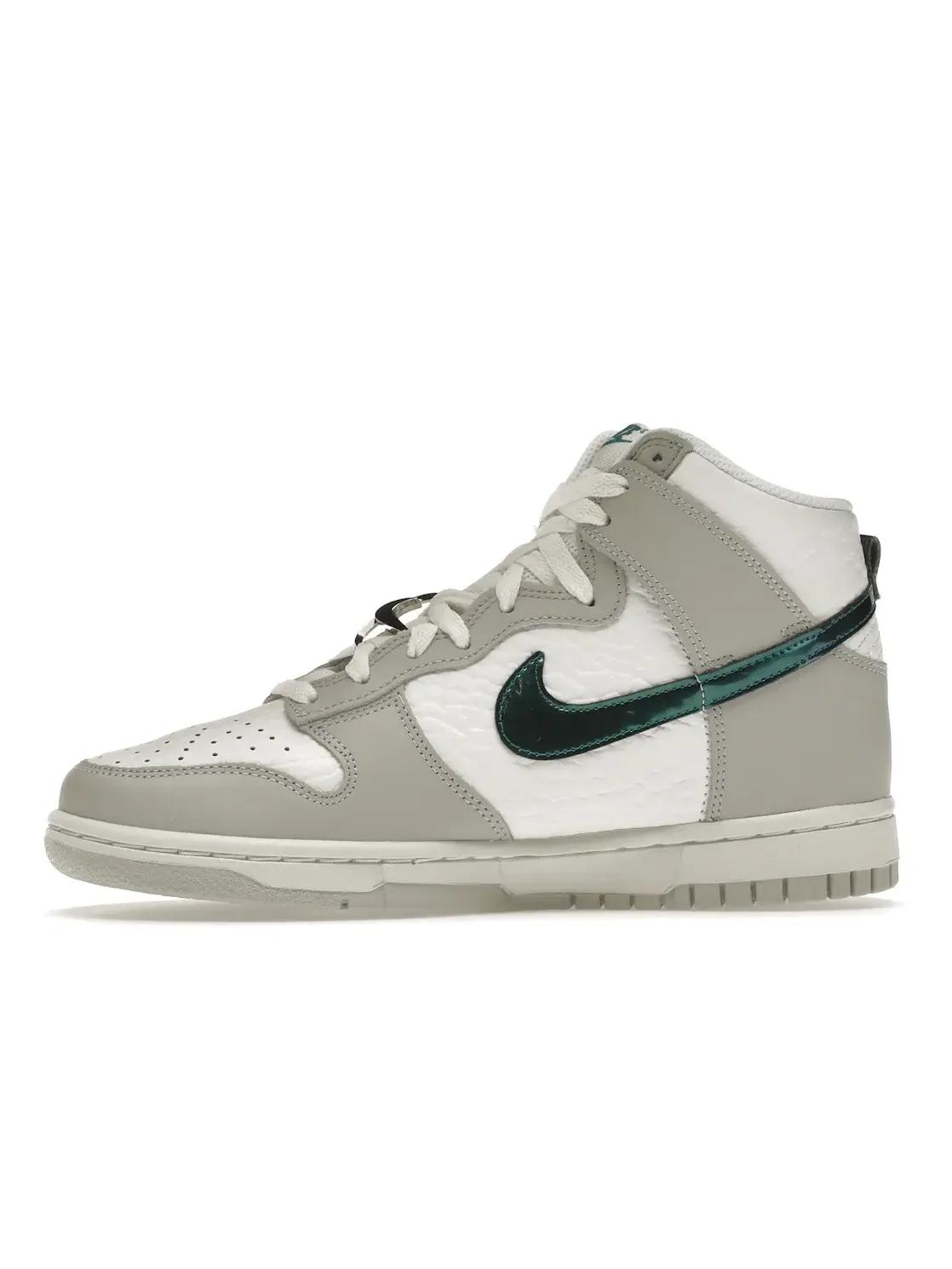 Женские кроссовки Lifestyle Nike Dunk High — изображение 3 из 4