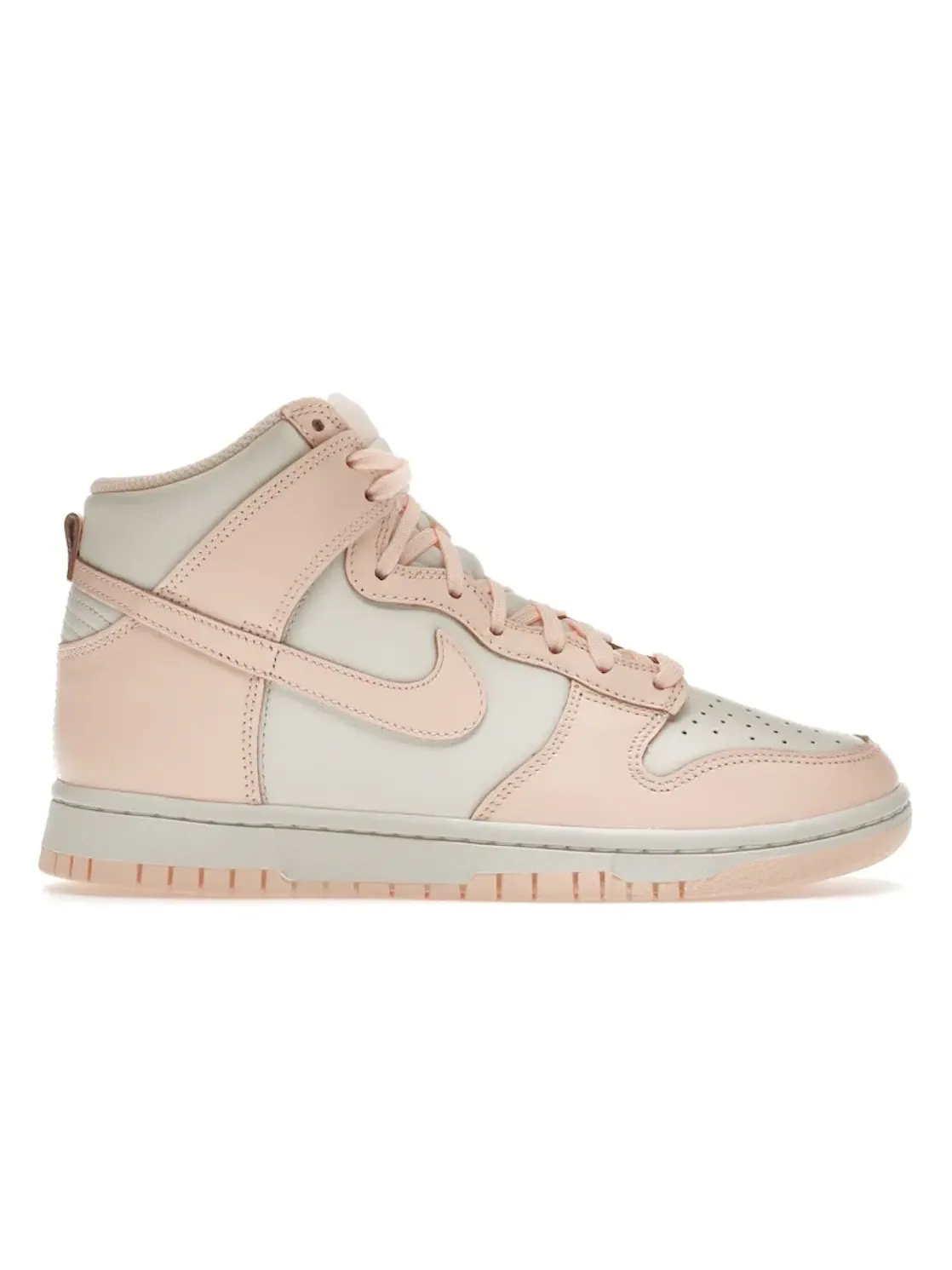 Женские кроссовки Lifestyle Nike Dunk High, Sail/Crimson Tint-Sail — изображение 1 из 4