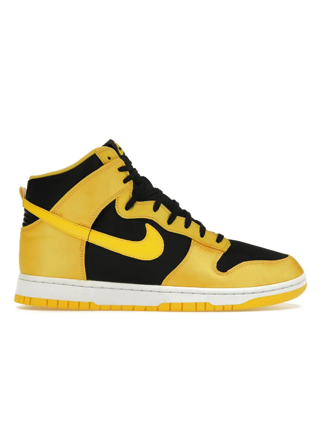 Женские кроссовки без каблука Nike Dunk High Nike — изображение 1 из 4, черный//белый