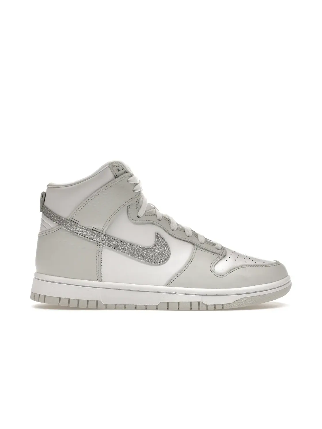 Женские кроссовки с блестящим swoosh Nike Dunk High — изображение 1 из 4