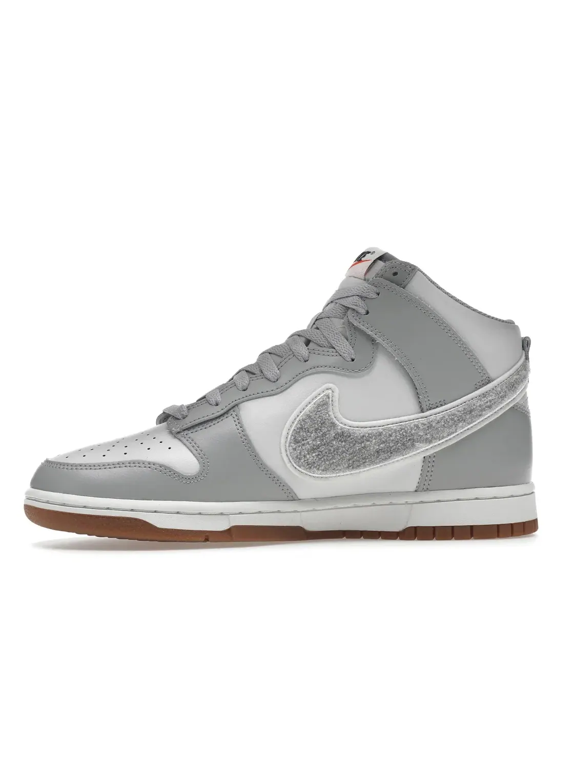 Мужские кроссовки с замшевым свушем Nike Dunk High University — изображение 3 из 4, светлый серый/белый