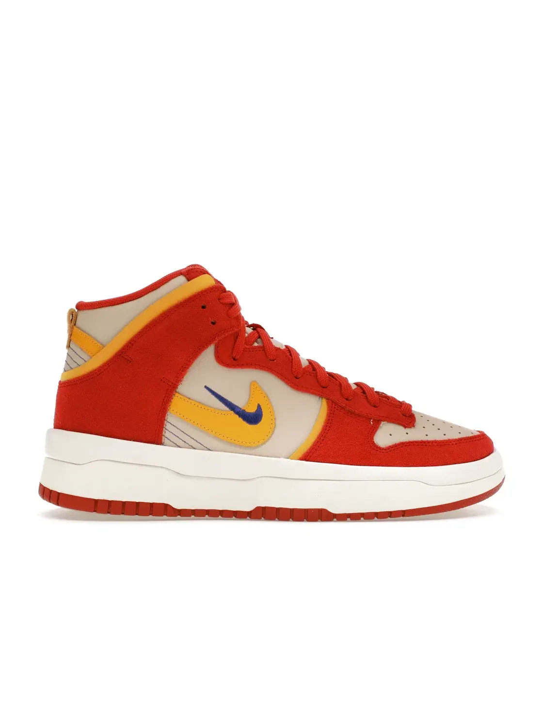 Женские кроссовки Lifestyle Nike Dunk High Up — изображение 1 из 4, желтый