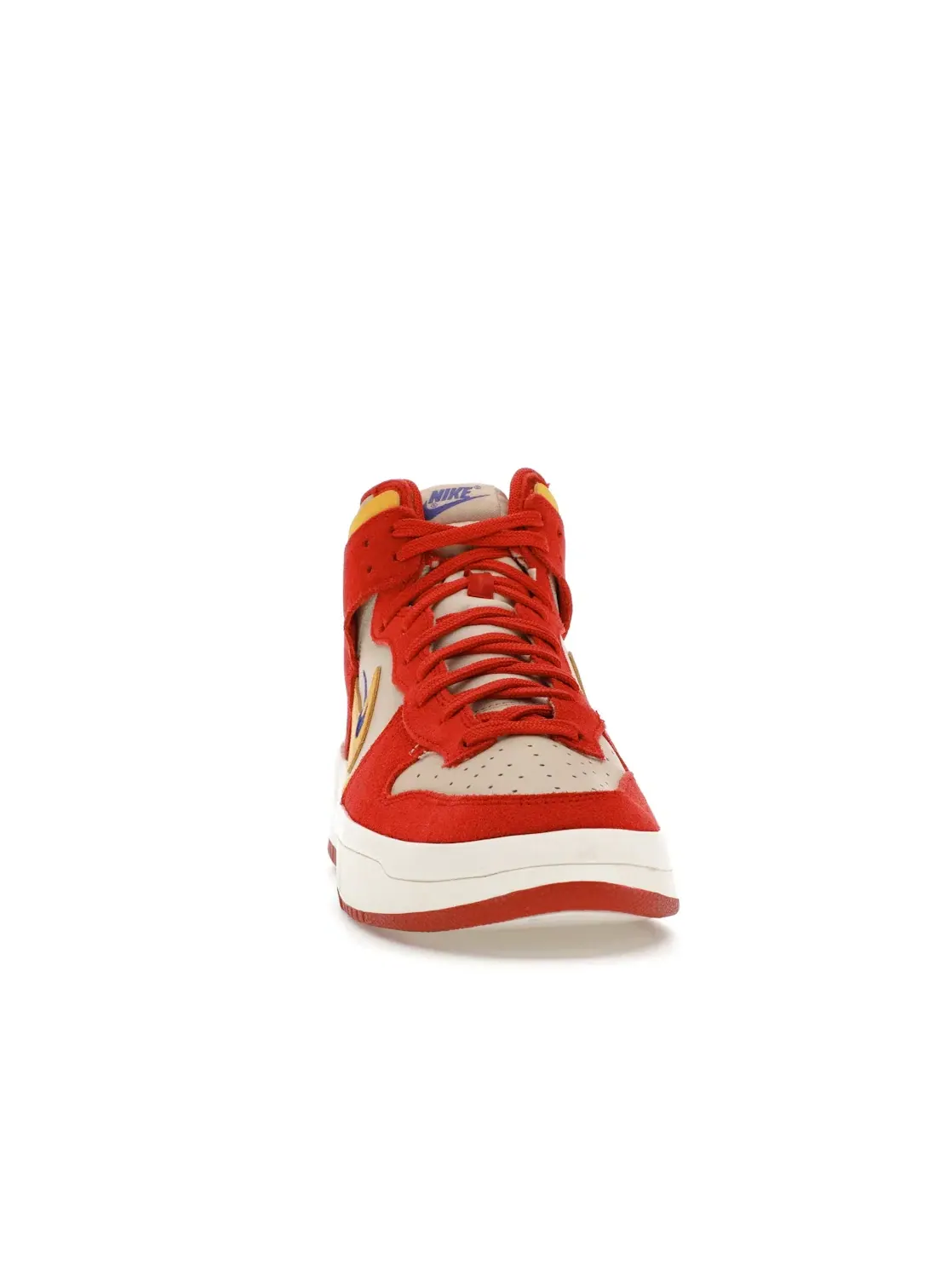 Женские кроссовки Lifestyle Nike Dunk High Up — изображение 2 из 4, желтый