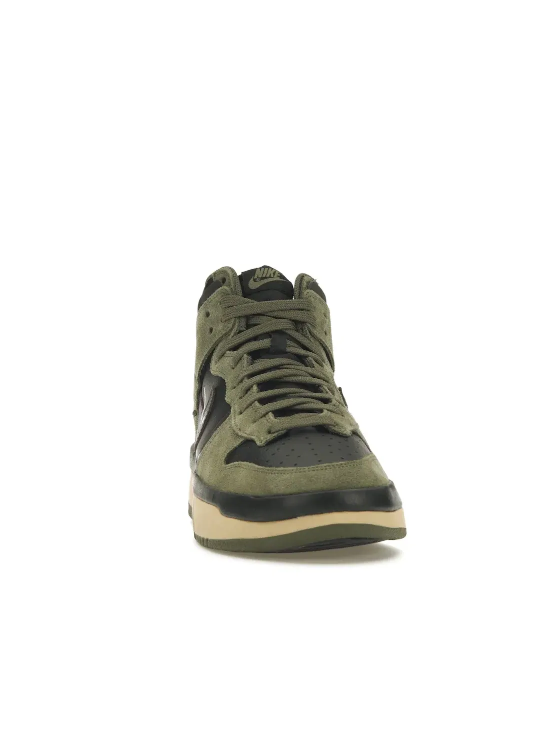 Женские кроссовки lifestyle Nike Dunk High Up — изображение 2 из 4