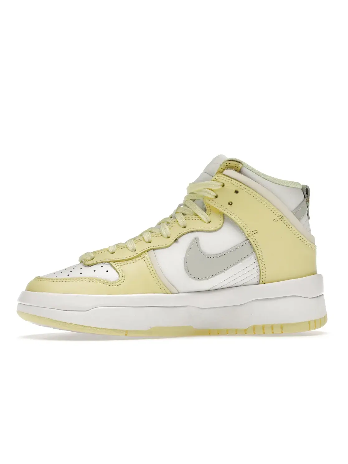 Женские кроссовки высокие с брендовым дизайном Nike Dunk High Up — изображение 3 из 4, белый