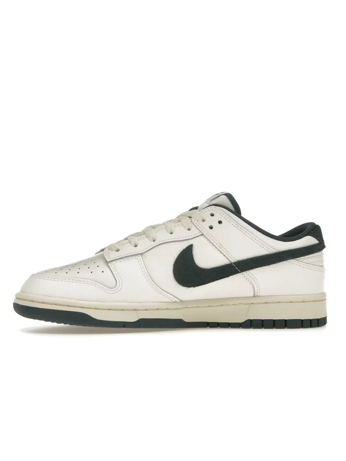 Мужские кроссовки Lifestyle Nike Dunk Low — изображение 3 из 4, глубокий//белый