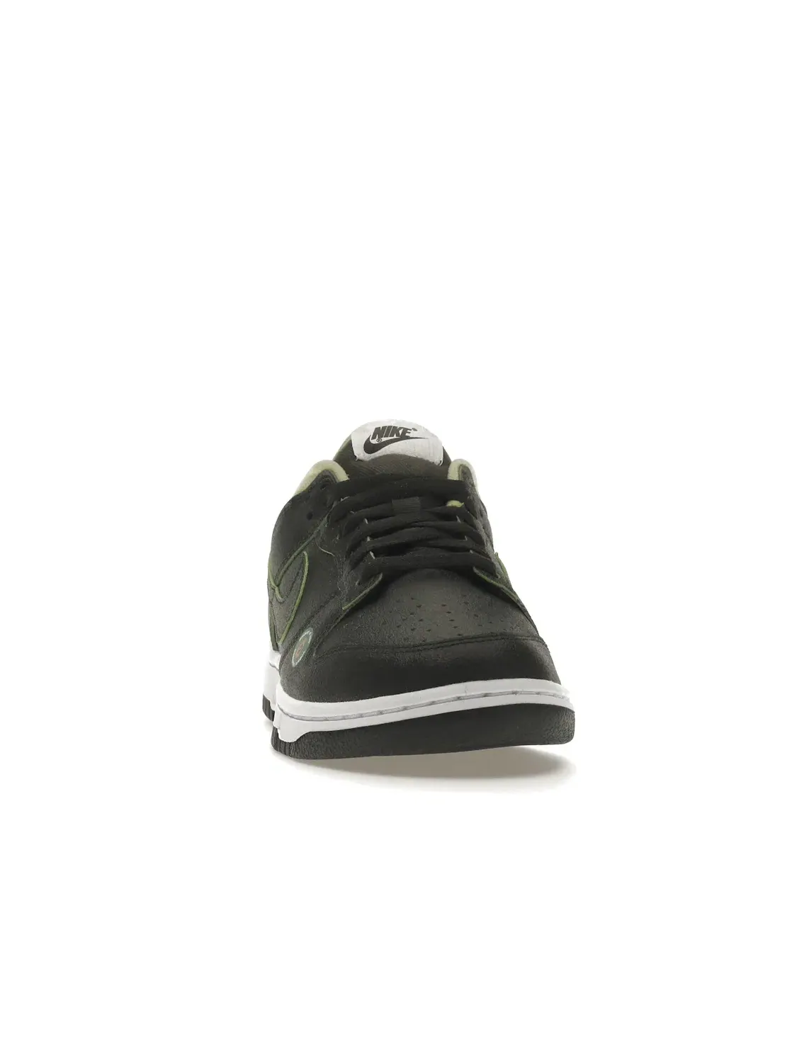 Женские кроссовки Lifestyle Nike Dunk Low, Sequoia/Sequoia-Zinnia-Eucalyptus Fog — изображение 2 из 4