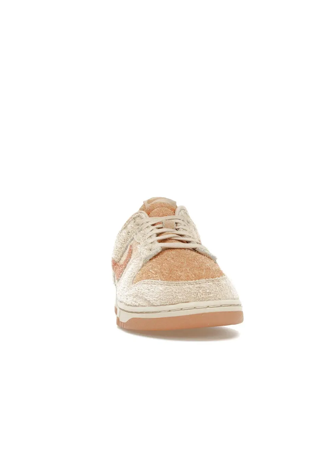 Женские кроссовки замшевые Nike Dunk Low — изображение 2 из 4, коричневый