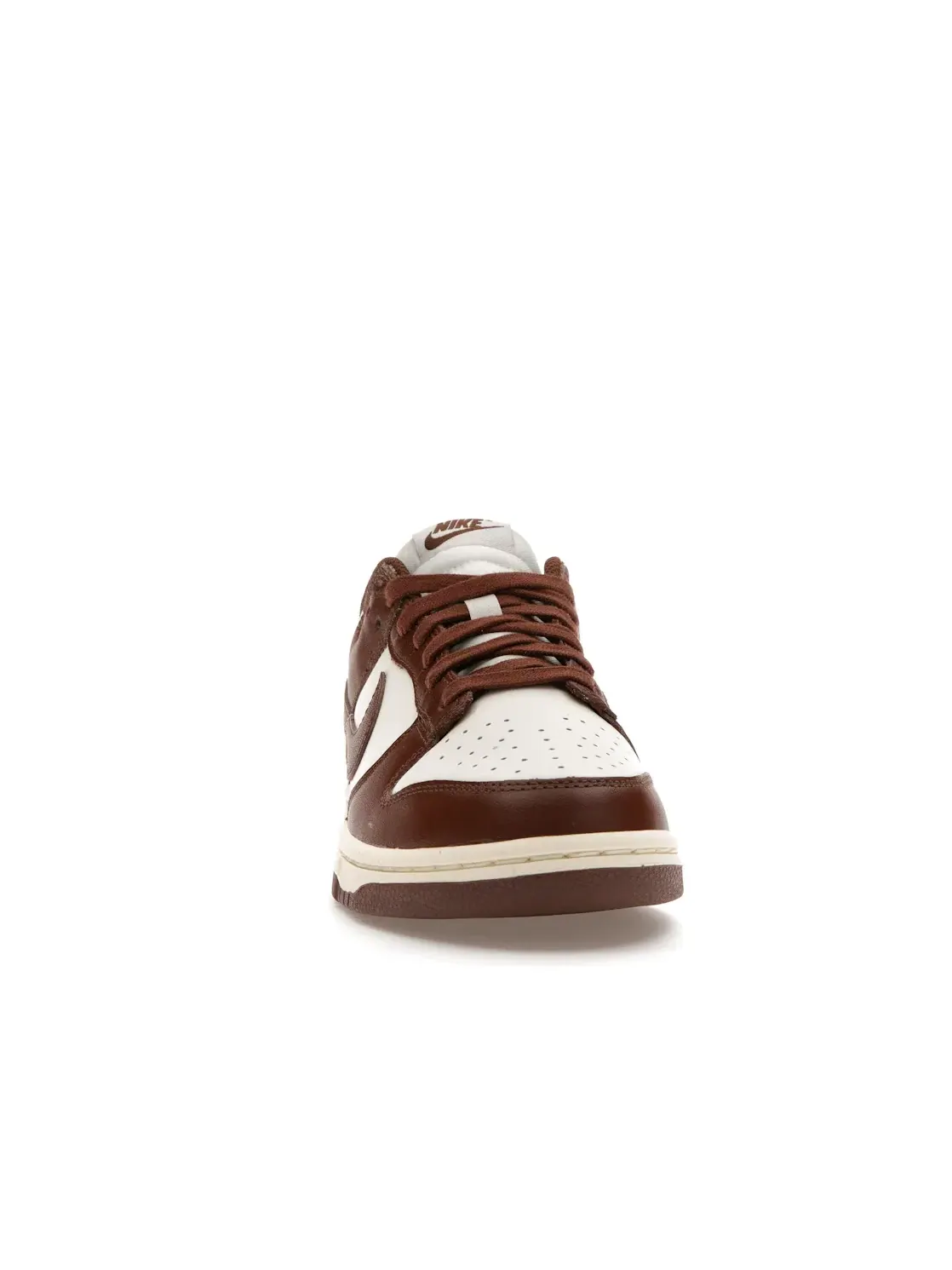 Женские кроссовки с замшевым верхом Nike Dunk Low — изображение 2 из 4, какао