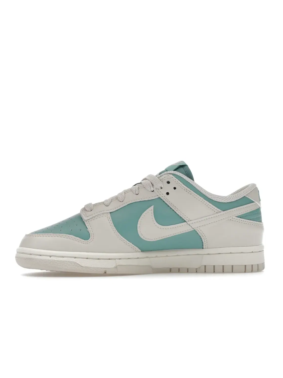 Женские кроссовки Lifestyle Nike Dunk Low — изображение 3 из 4, светлый коричневый