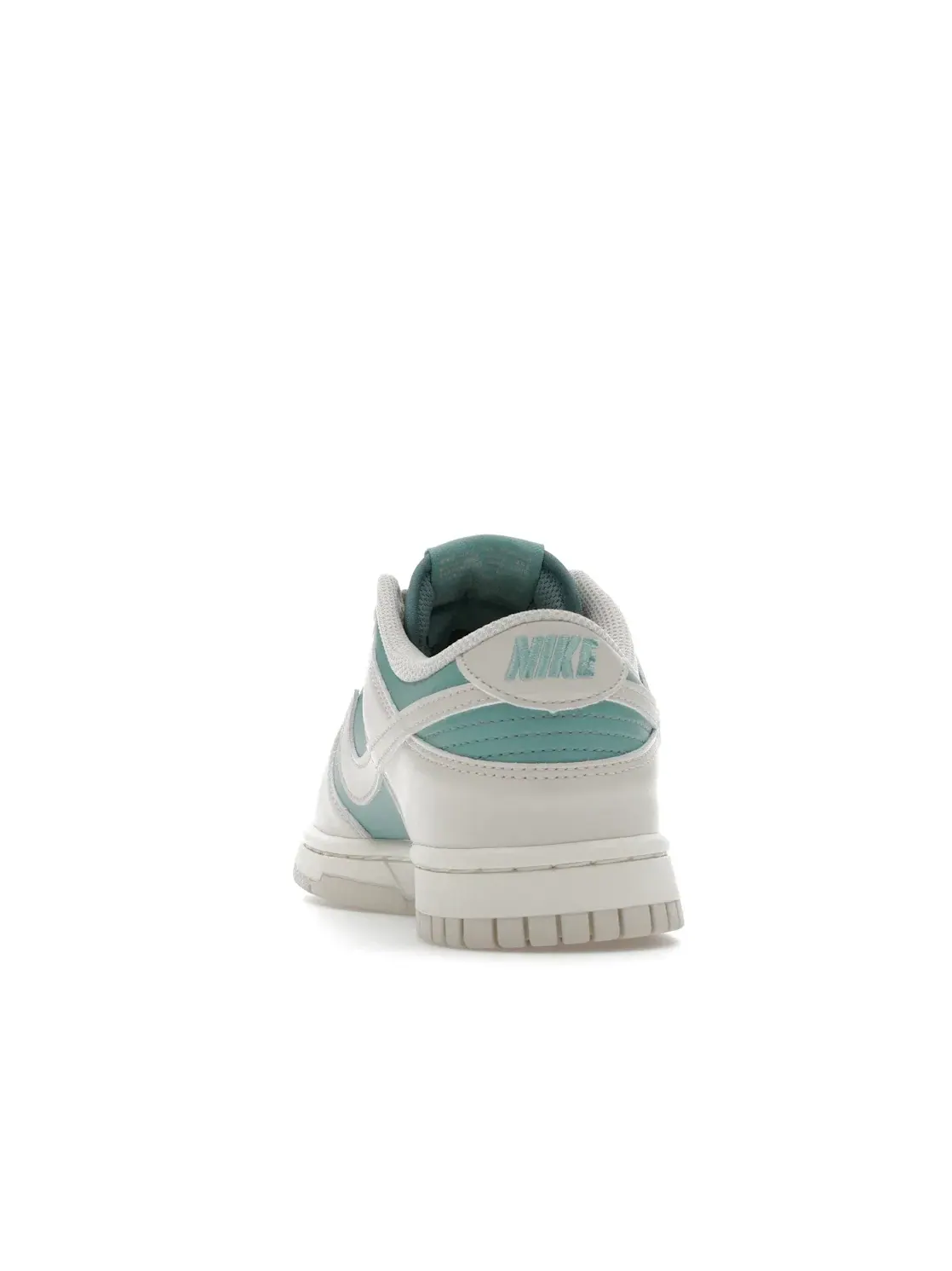 Женские кроссовки Lifestyle Nike Dunk Low — изображение 4 из 4, светлый коричневый