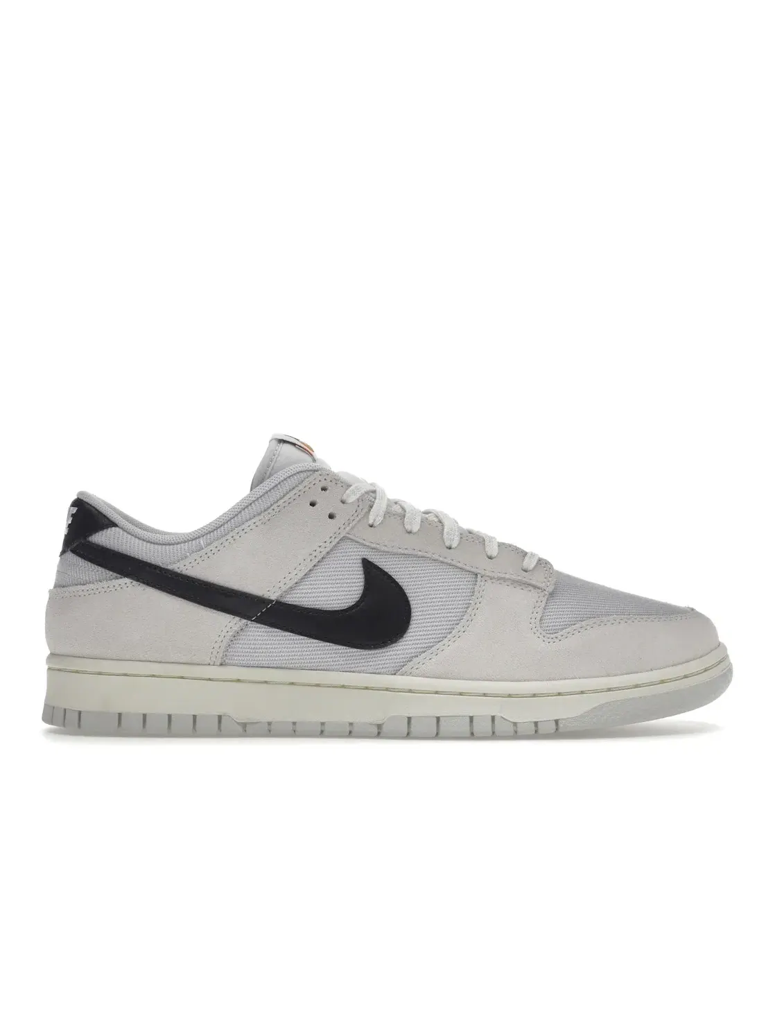 Мужские кроссовки с замшевым и холщовым верхом Nike Dunk Low Nike — изображение 1 из 4, черный-белый