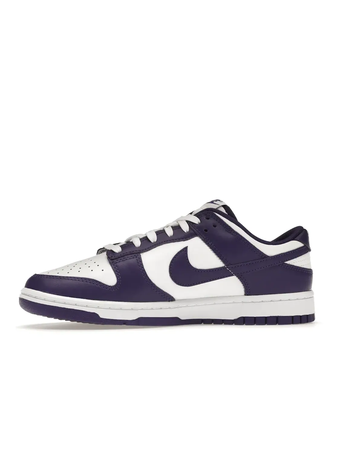 Мужские кроссовки с кожаным верхом Nike Dunk Low — изображение 3 из 4, белый/фиолетовый