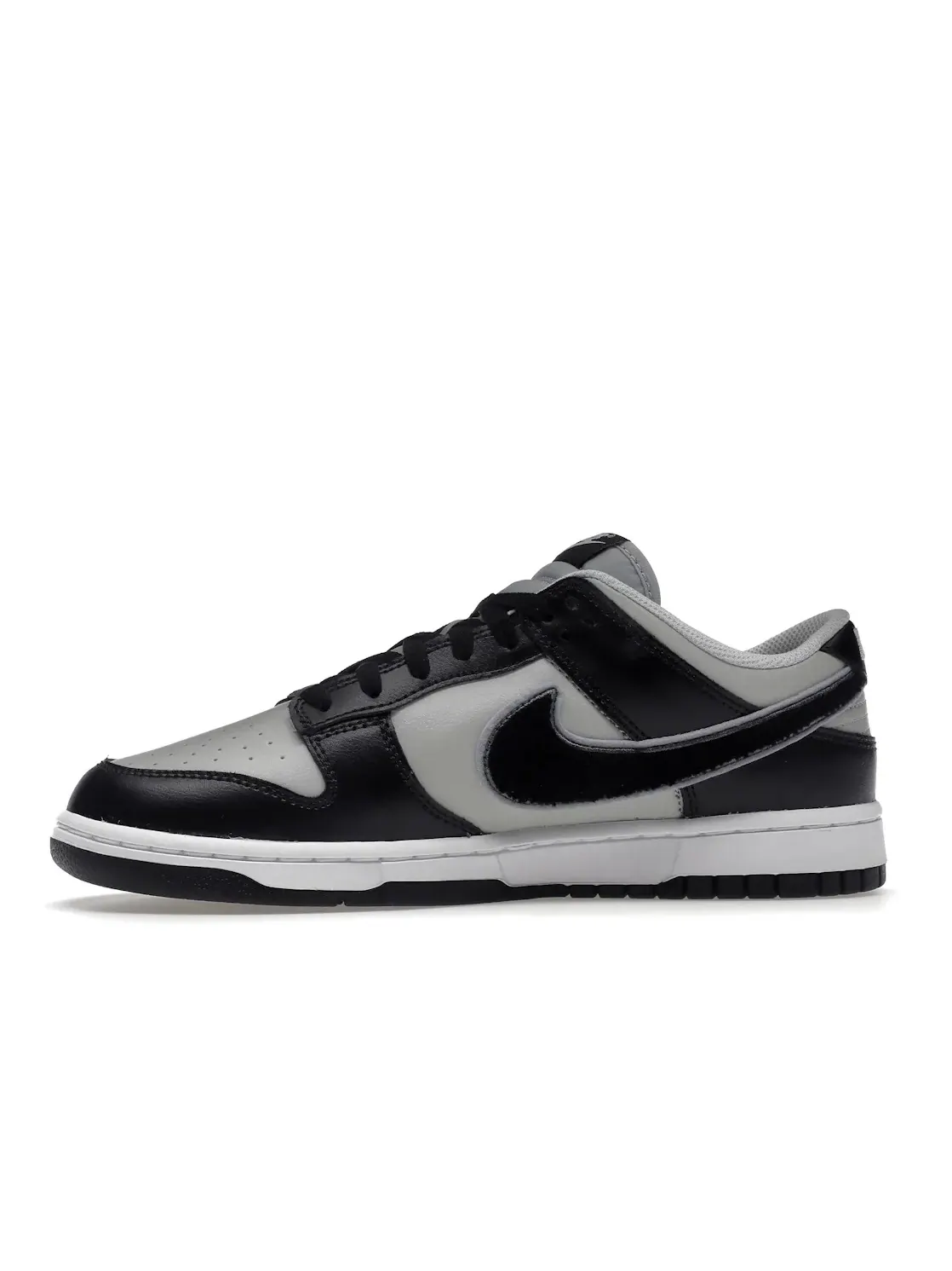 Мужские кроссовки Lifestyle с принтом Nike Dunk Low Chenille Swoosh Nike — изображение 3 из 4, черный/серый/белый