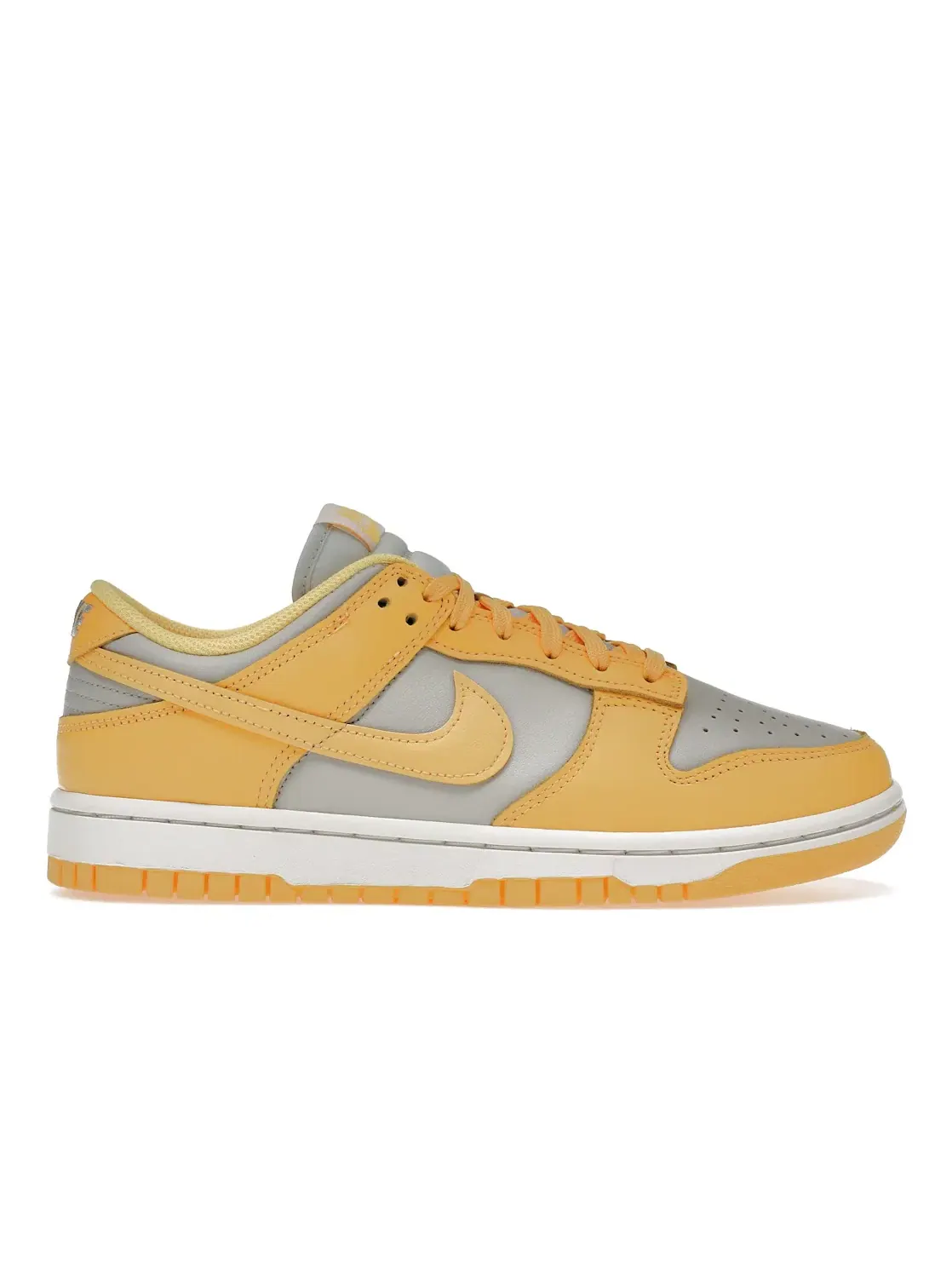 Женские кроссовки Lifestyle Nike Dunk Low, Light Bone/Citron Pulse-Sail — изображение 1 из 4