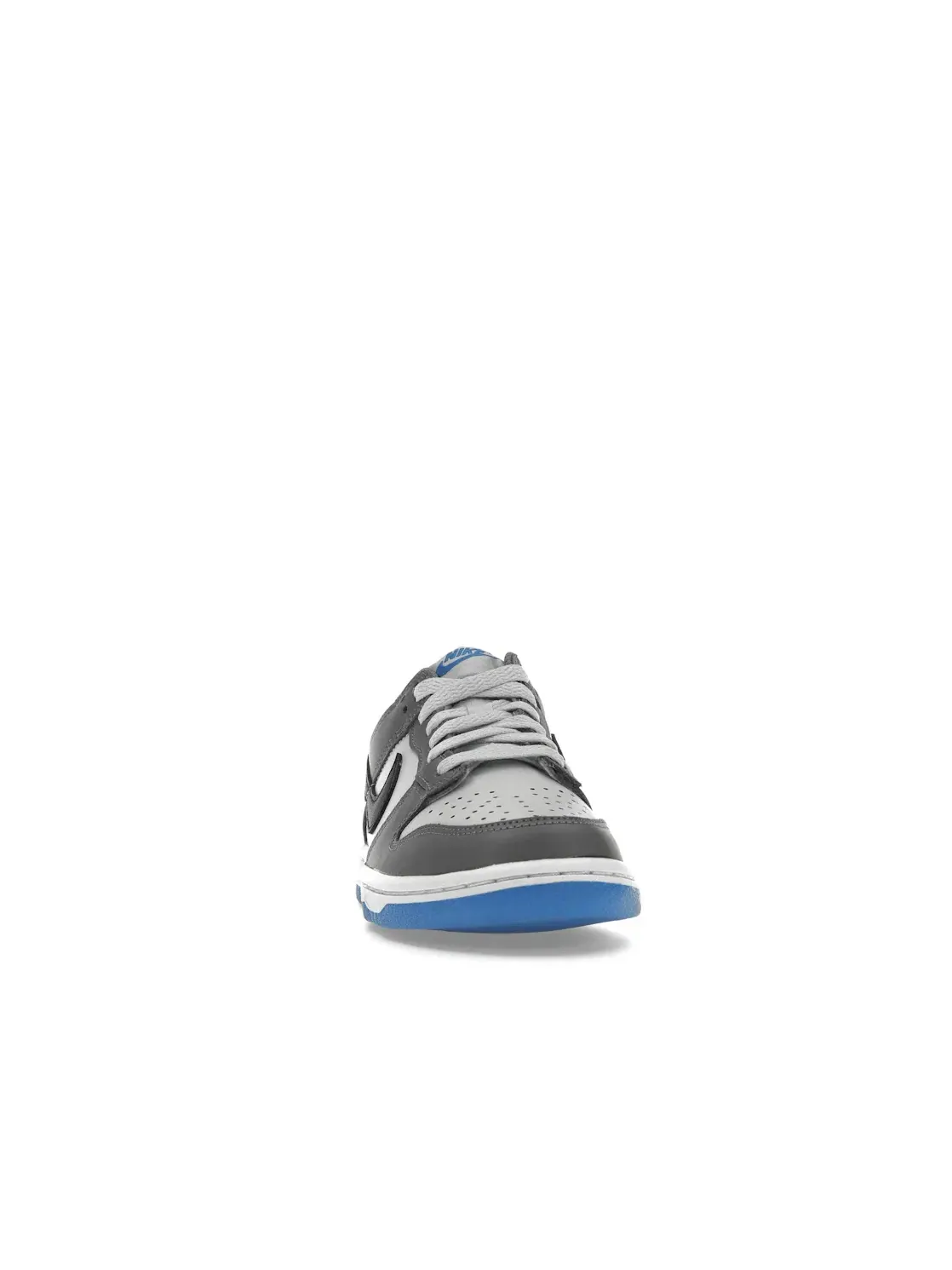 Детские кроссовки с перфорацией Nike Dunk Low — изображение 2 из 4
