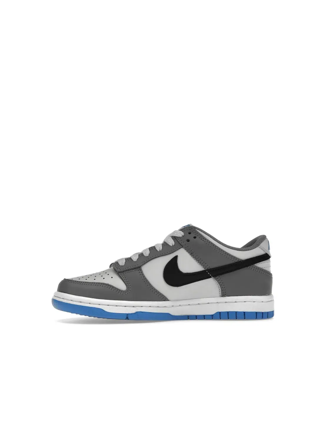 Детские кроссовки с перфорацией Nike Dunk Low — изображение 3 из 4